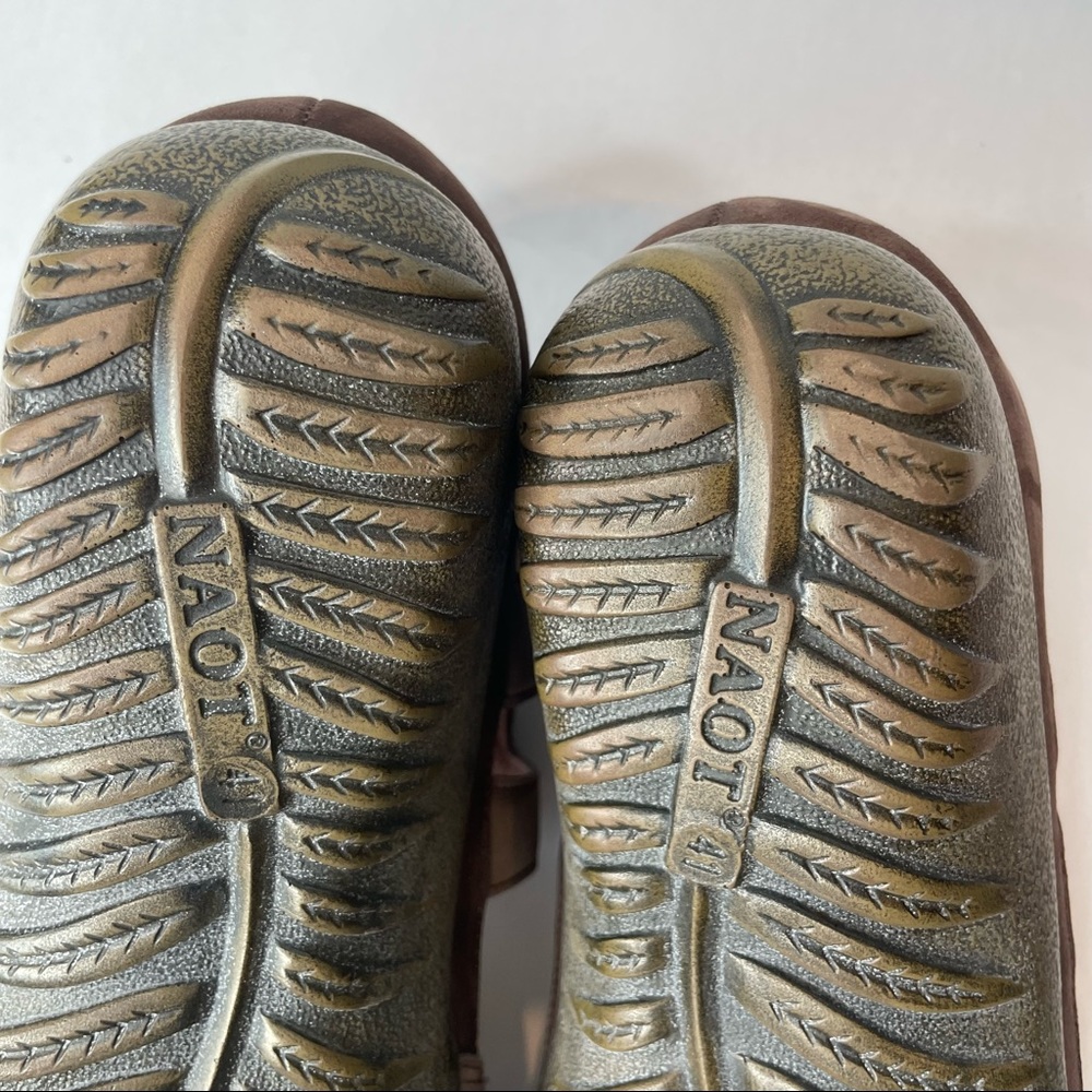 Brown Women's Shoes - Picture 9 of 11